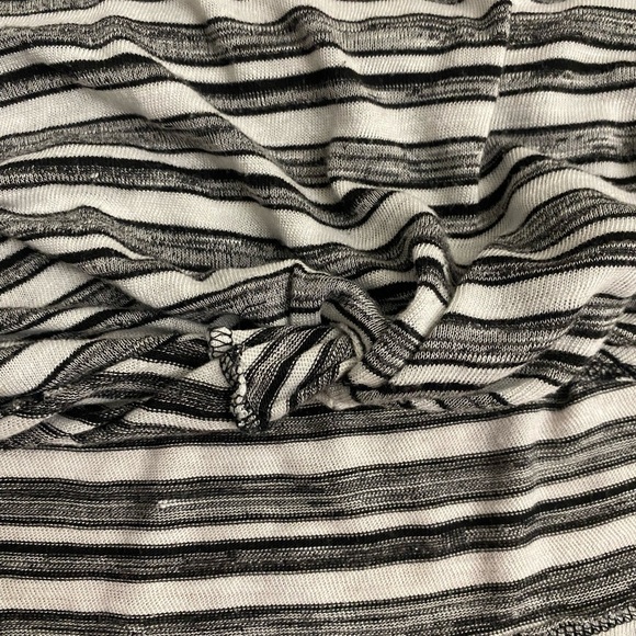 FGD Striped Black and White Women's Top - Picture 6 of 11